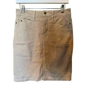 Classic NYJD Tan Women's Pencil Skirt